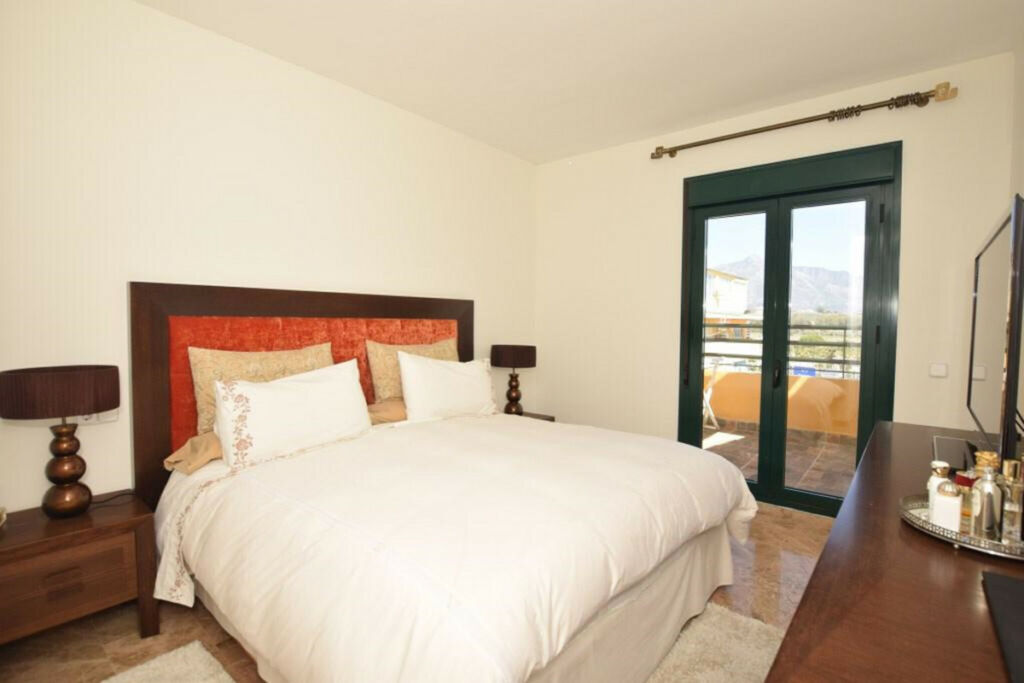 Middle Floor Apartment San Pedro de Alcántara Málaga - image 6