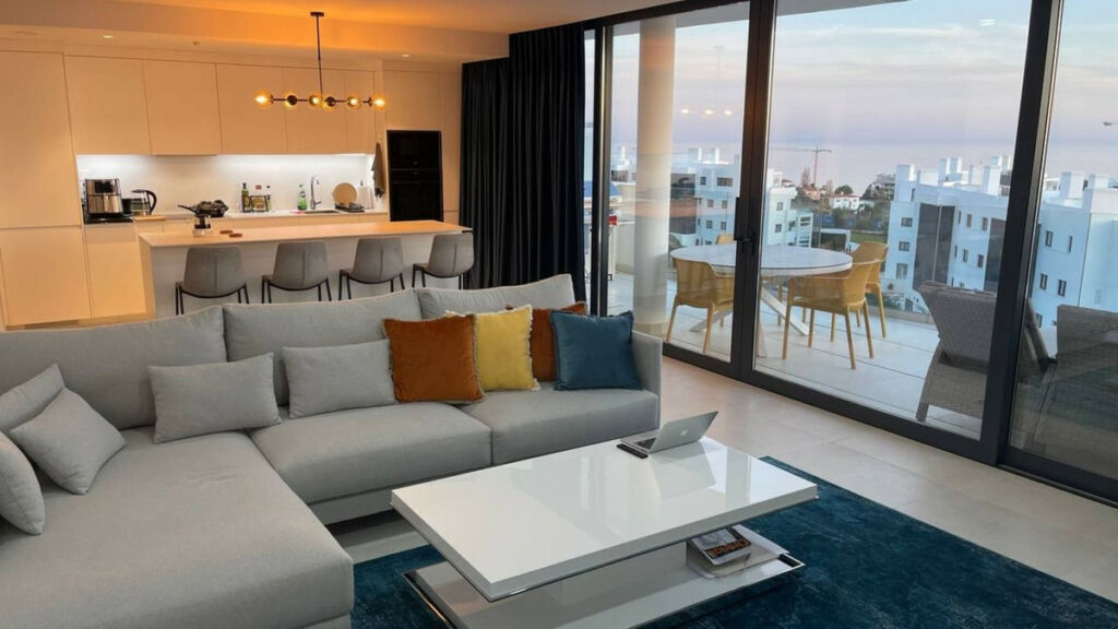 Middle Floor Apartment Fuengirola Málaga - image 8