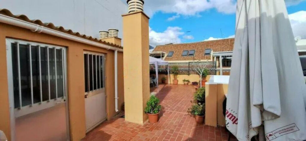 Middle Floor Apartment Marbella Málaga - image 6