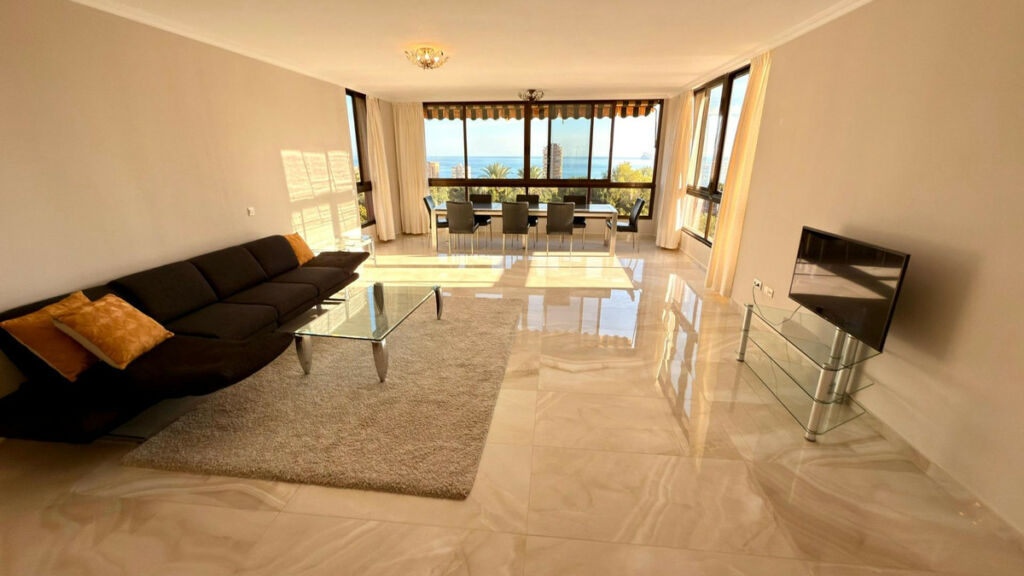 Middle Floor Apartment Benidorm Alicante - image 6