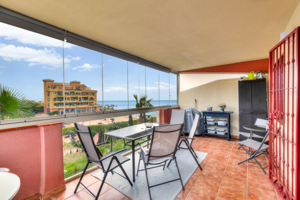 Ground Floor Apartment Benalmadena Málaga - image 5