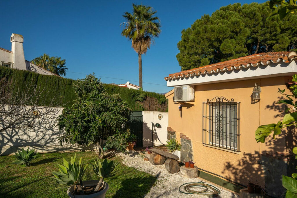 Bungalow Alhaurín el Grande Málaga - image 3