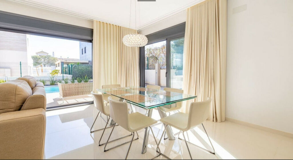 Detached Villa Campoamor Alicante - image 7
