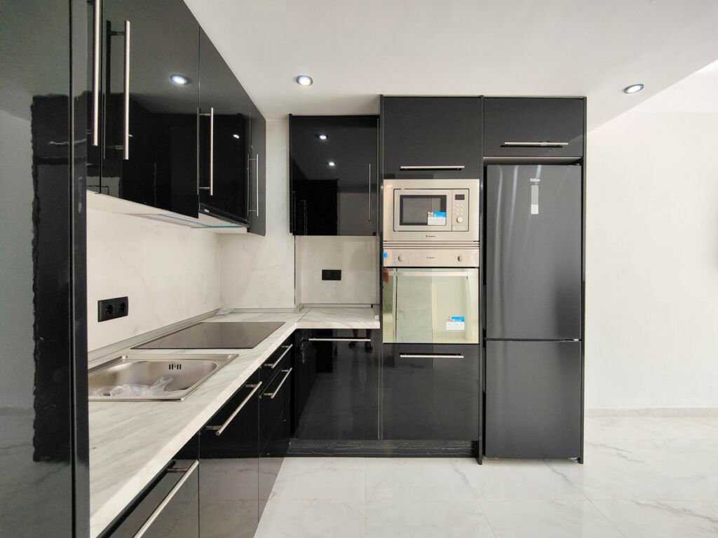 Middle Floor Apartment Punta Prima Alicante - image 7