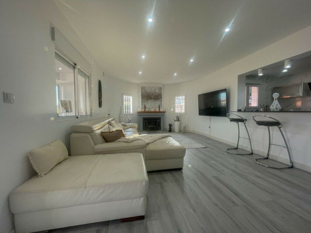 Detached Villa Calpe Alicante - image 6