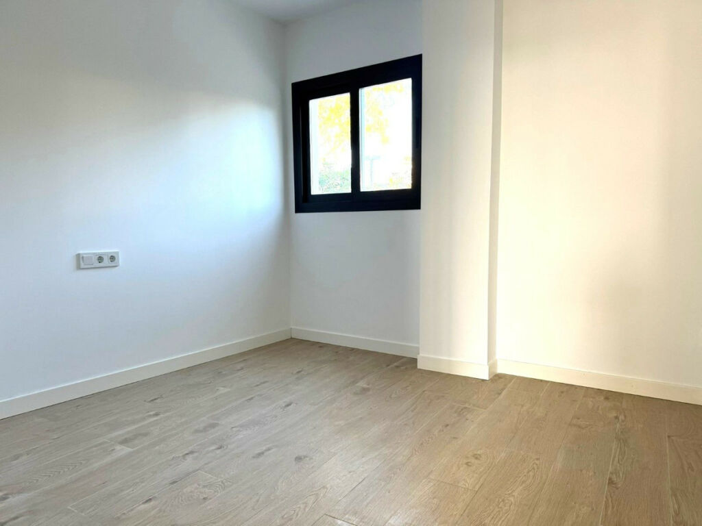 Ground Floor Apartment Estepona Málaga - image 7