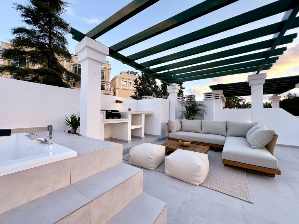 Penthouse Duplex Nueva Andalucía Málaga - image 13