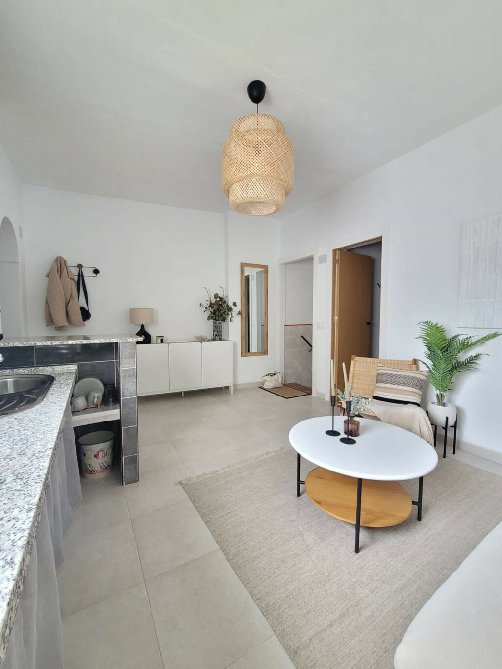 Middle Floor Apartment Estepona Málaga - image 10