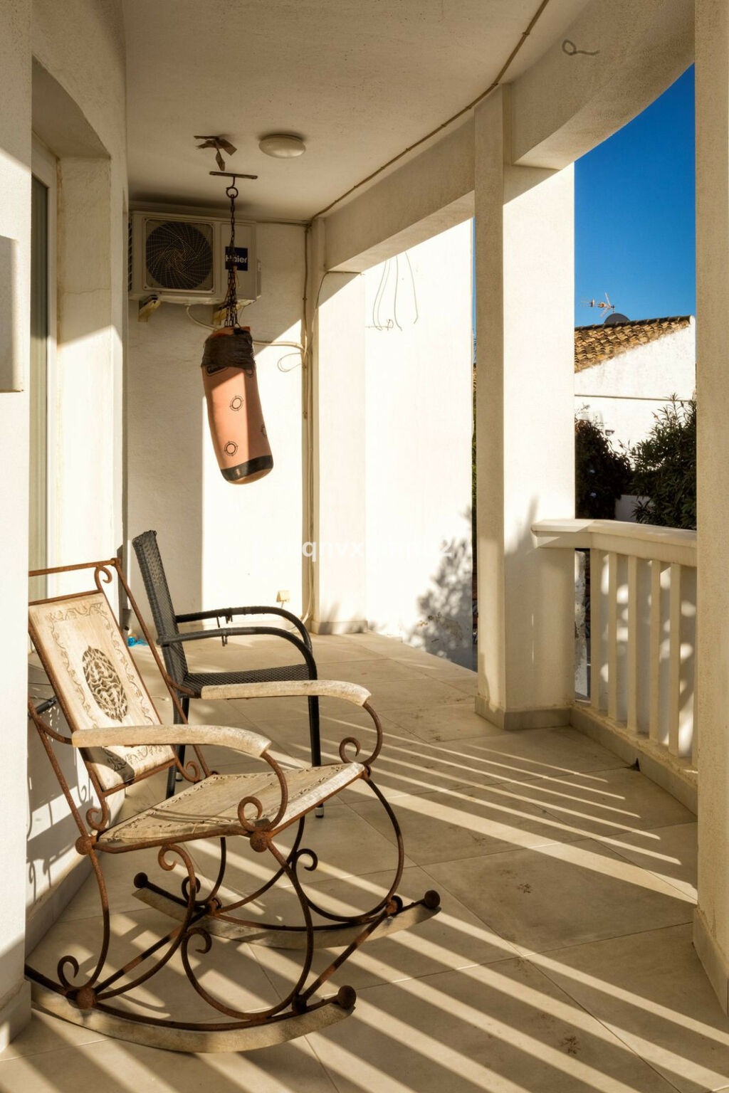 Detached Villa El Chaparral Málaga - image 10