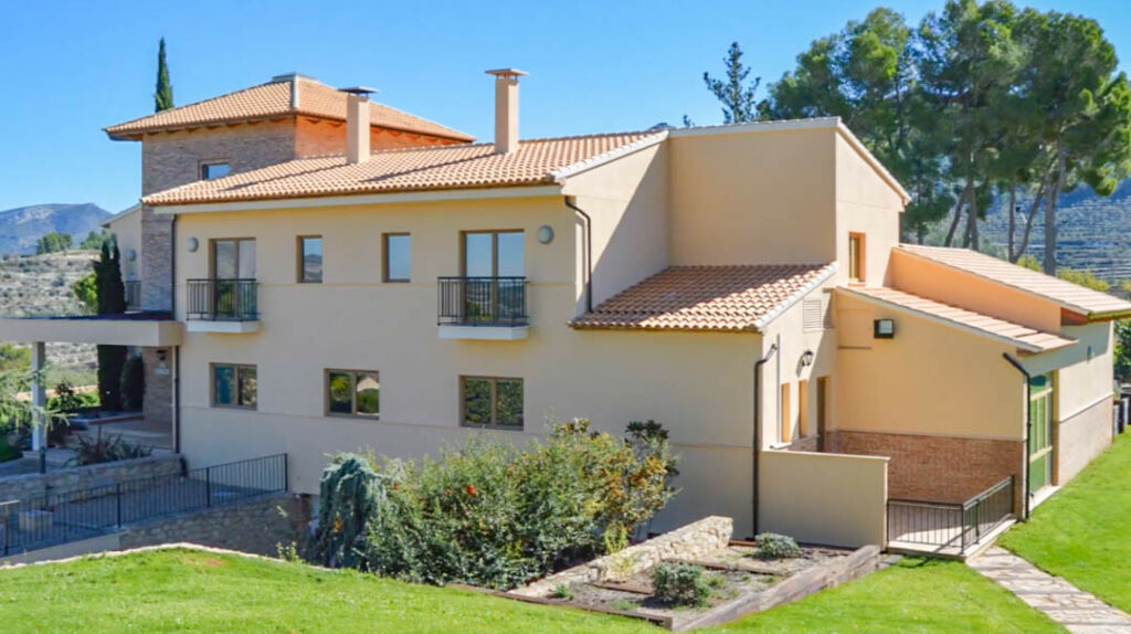 Detached Villa Penaguila Alicante - image 7