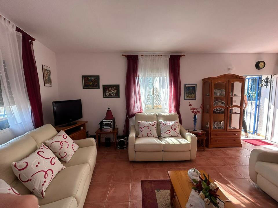 Detached Villa Rafol de Almunia Alicante - image 9