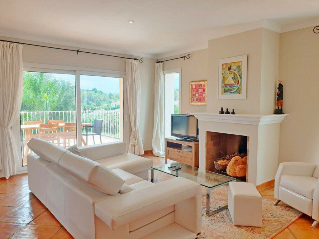 Detached Villa Moraira Alicante - image 7