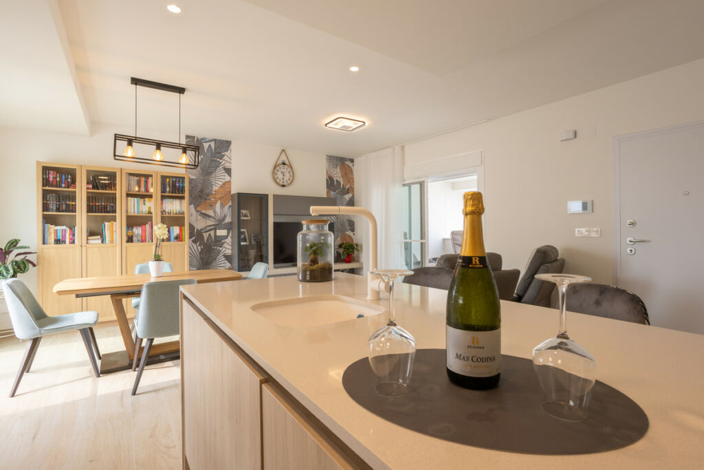 Ground Floor Apartment Villamartin Alicante - image 7
