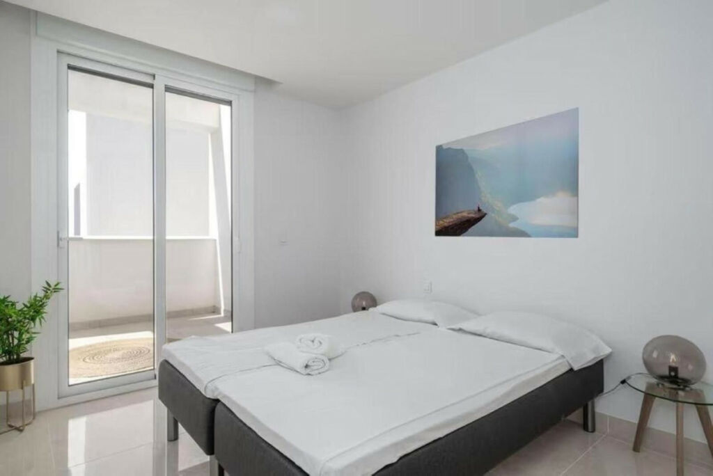 Penthouse Duplex La Cala Málaga - image 7