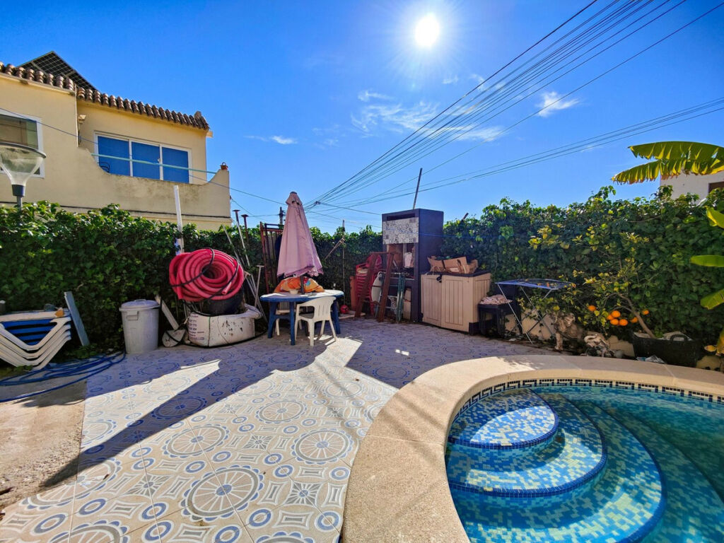 Semi-Detached House San Miguel de Salinas Alicante - image 7