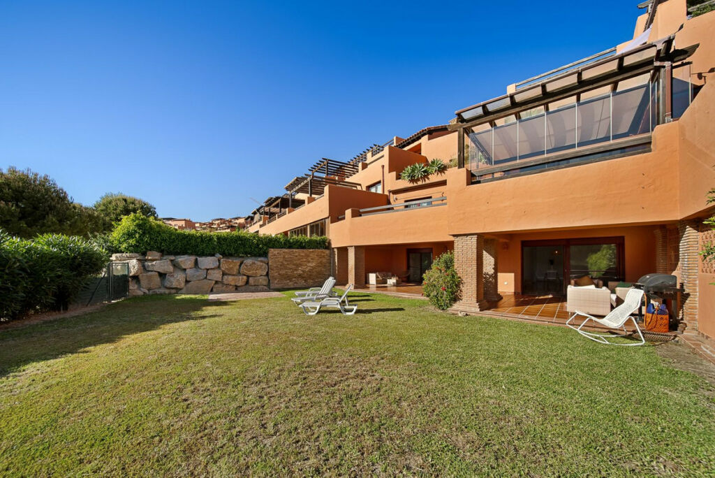Ground Floor Apartment Casares Playa Málaga - image 7
