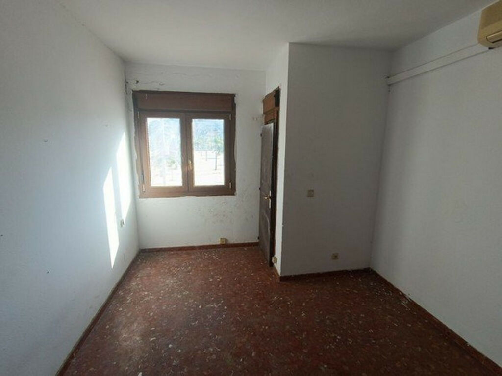 Middle Floor Apartment Cancelada Málaga - image 9
