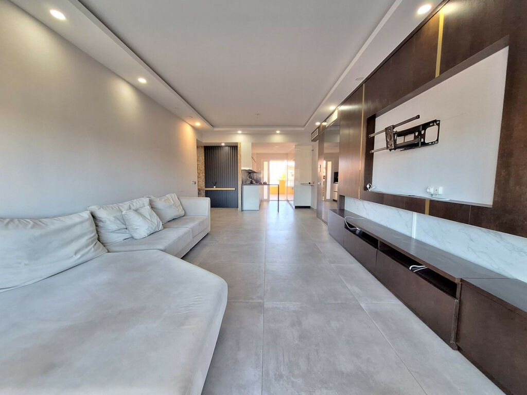 Middle Floor Apartment Bel Air Málaga - image 10