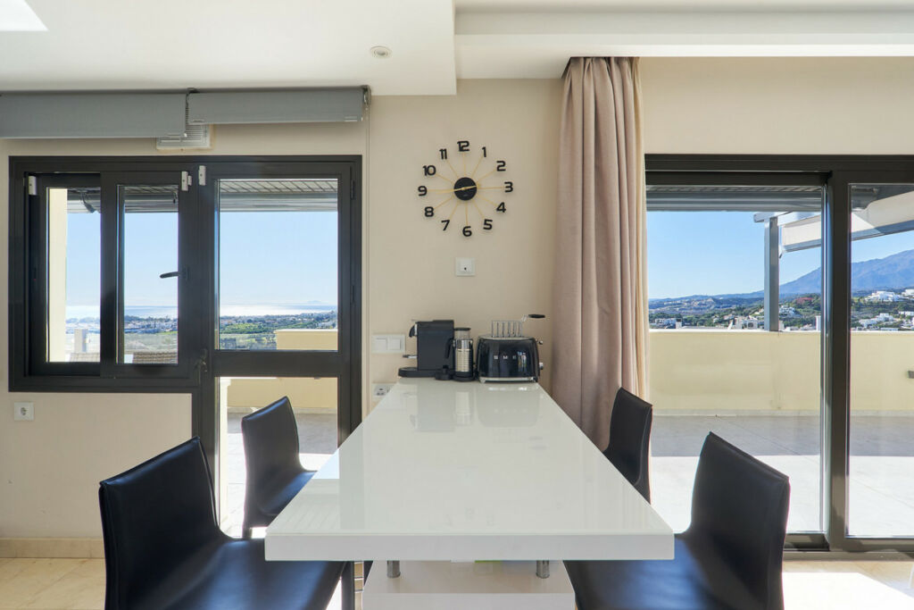 Penthouse Estepona Málaga - image 10