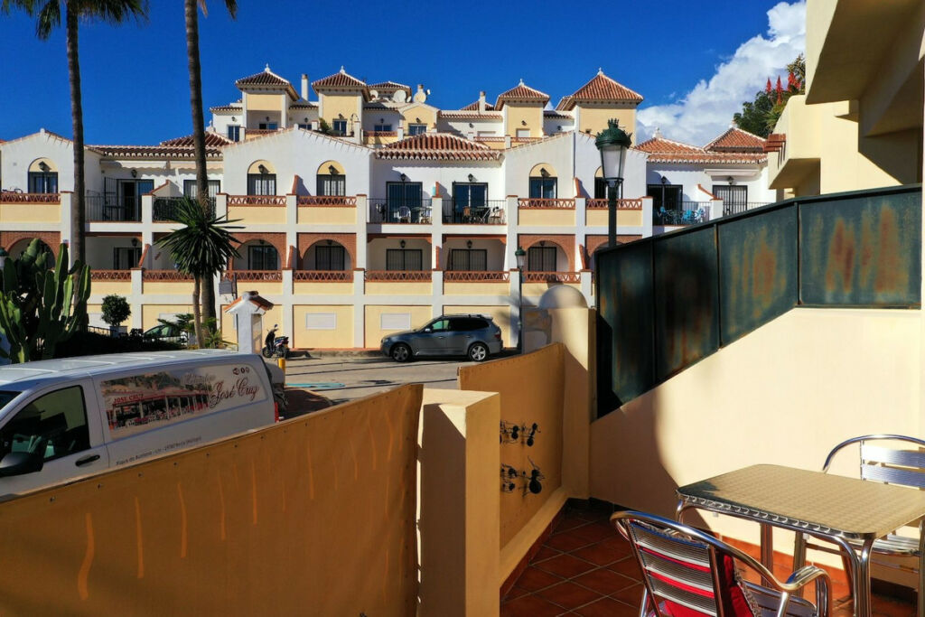 Semi-Detached House Nerja Málaga - image 8