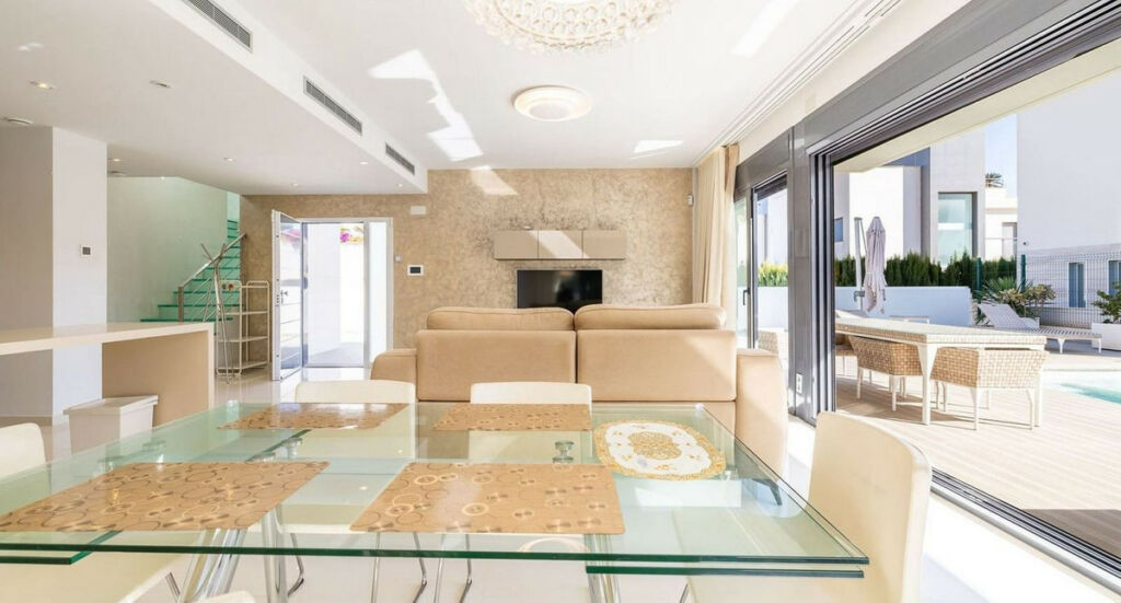 Detached Villa Campoamor Alicante - image 8