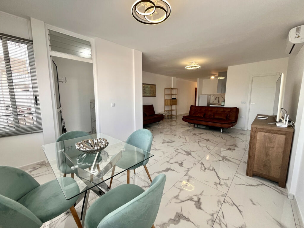 Ground Floor Apartment Villamartin Alicante - image 8