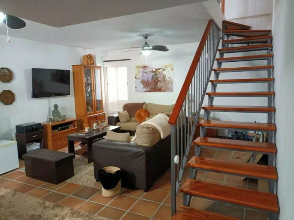 Townhouse Guadiaro Cádiz - image 8