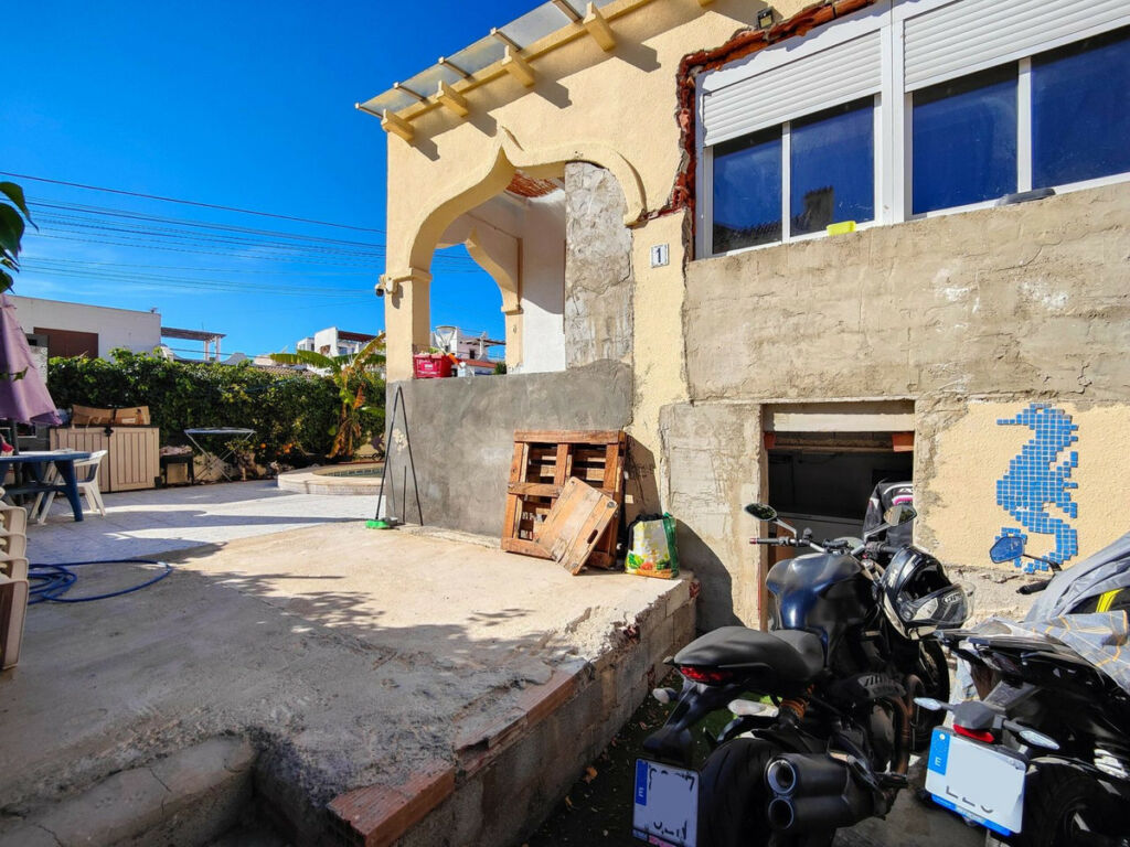 Semi-Detached House San Miguel de Salinas Alicante - image 8