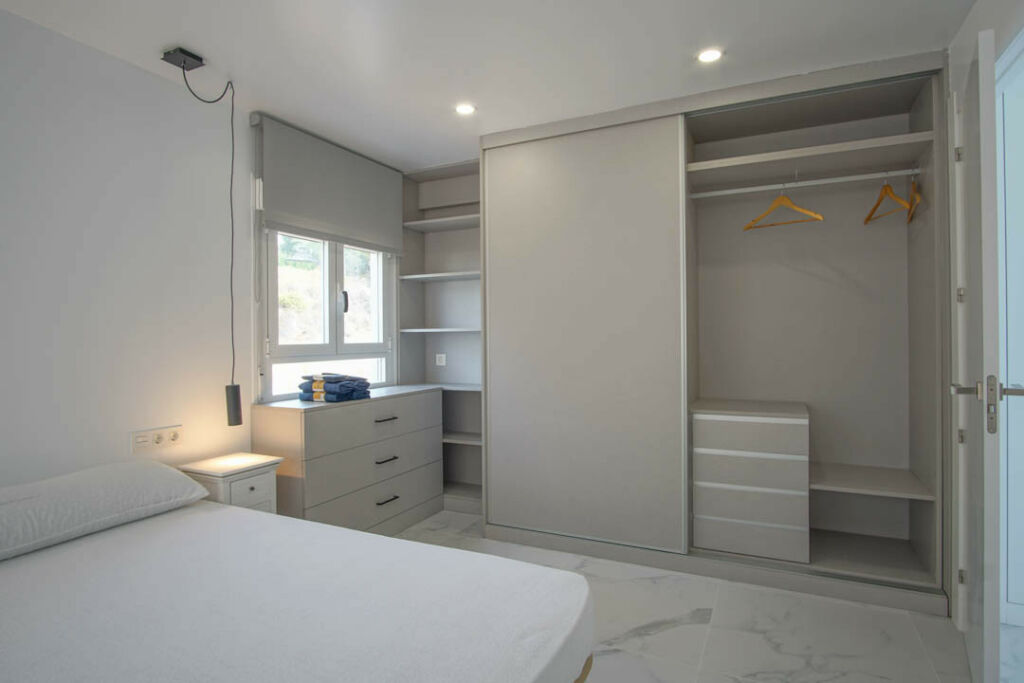 Middle Floor Apartment Benidorm Alicante - image 8