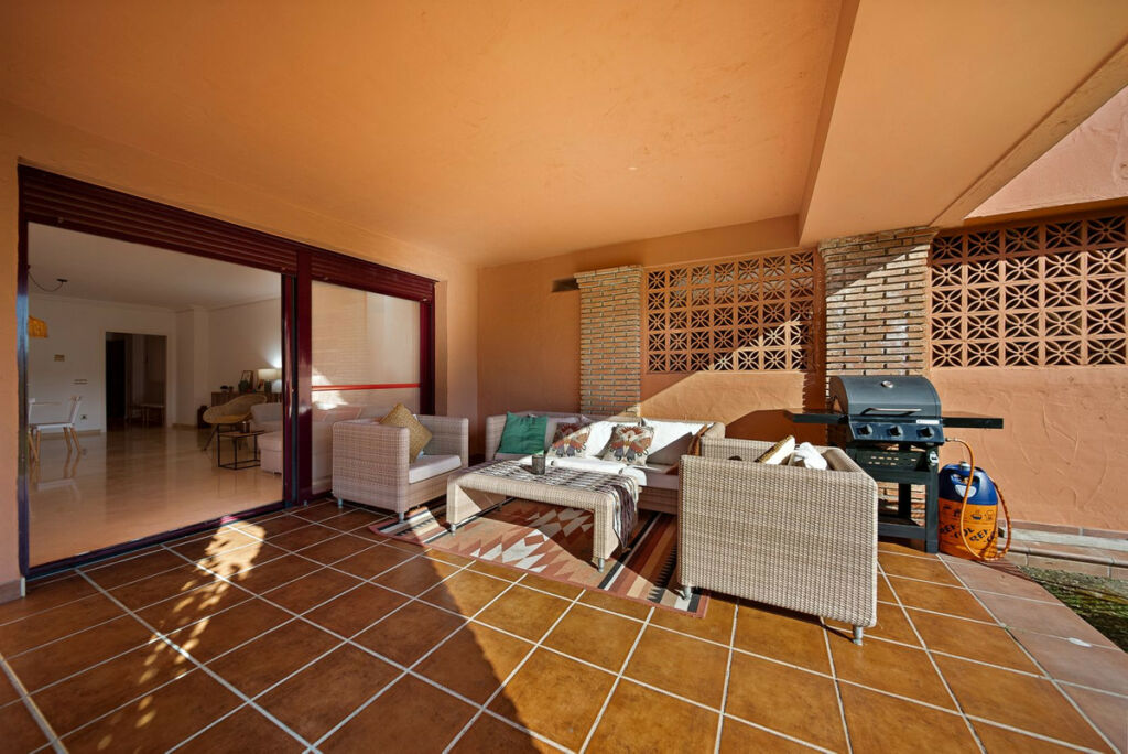 Ground Floor Apartment Casares Playa Málaga - image 8