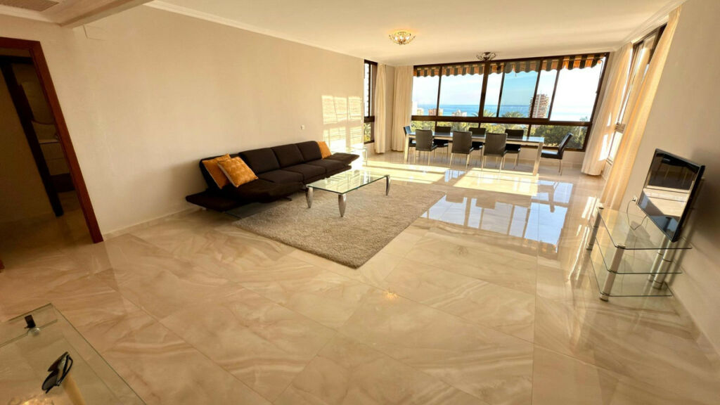 Middle Floor Apartment Benidorm Alicante - image 8