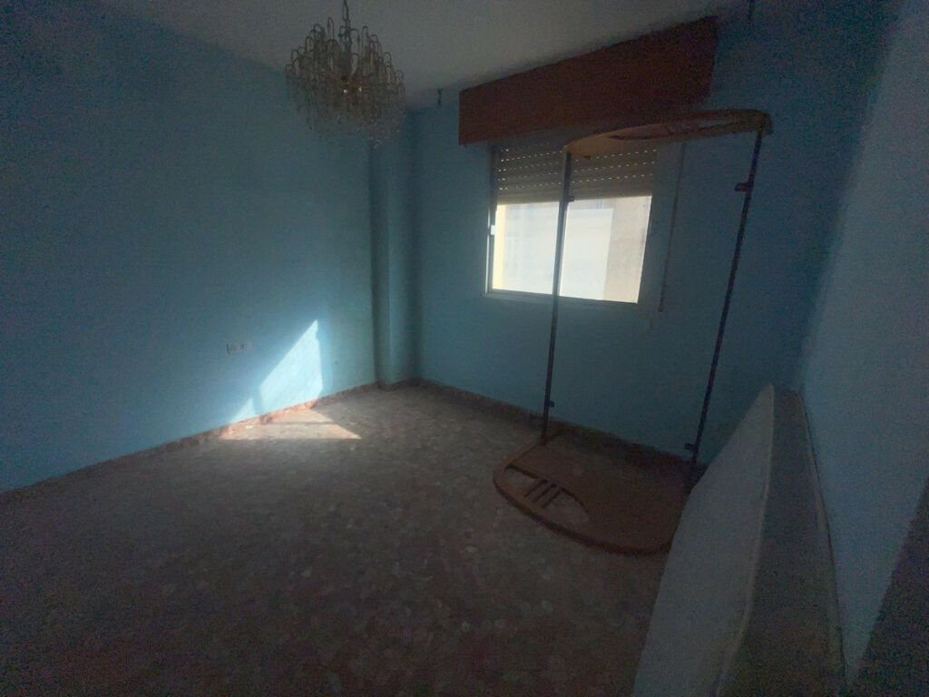 Middle Floor Apartment Estepona Málaga - image 9