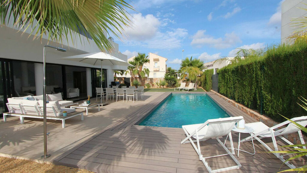 Detached Villa Rojales Alicante - image 9