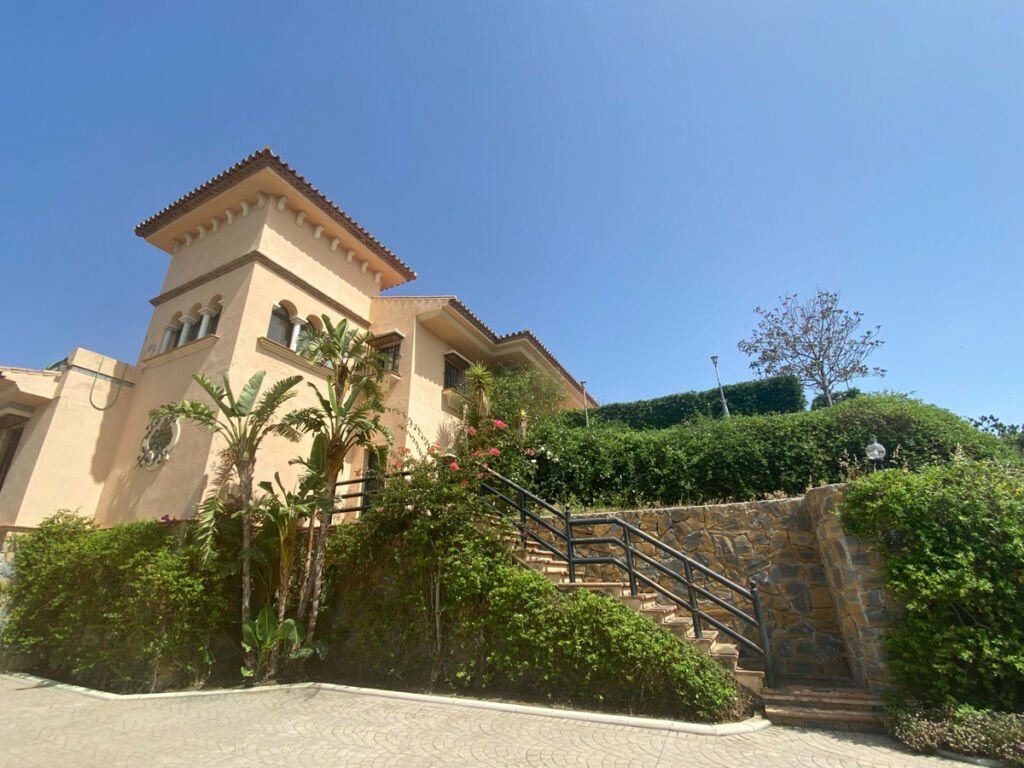 Detached Villa La Cala Málaga - image 9