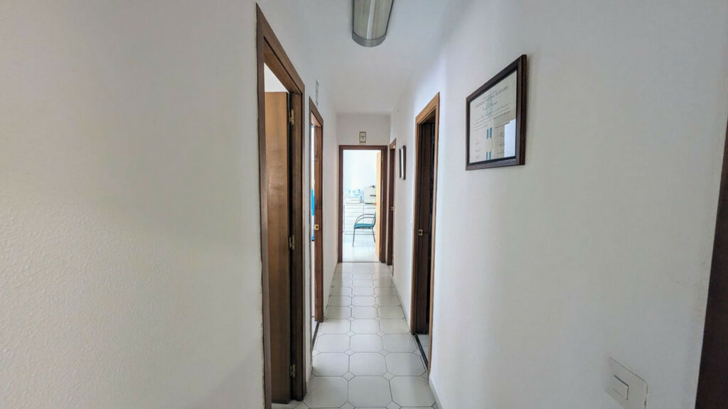 Middle Floor Apartment Fuengirola Málaga - image 9