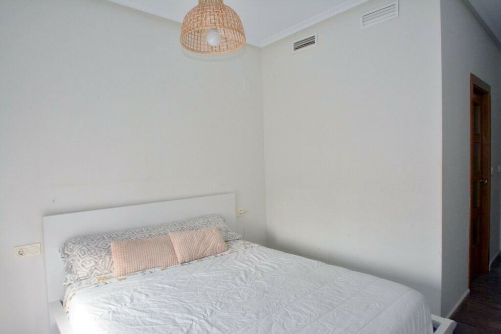 Middle Floor Apartment Rojales Alicante - image 10