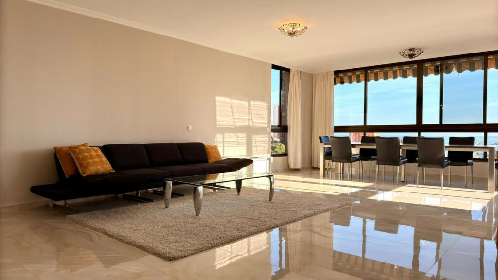 Middle Floor Apartment Benidorm Alicante - image 9