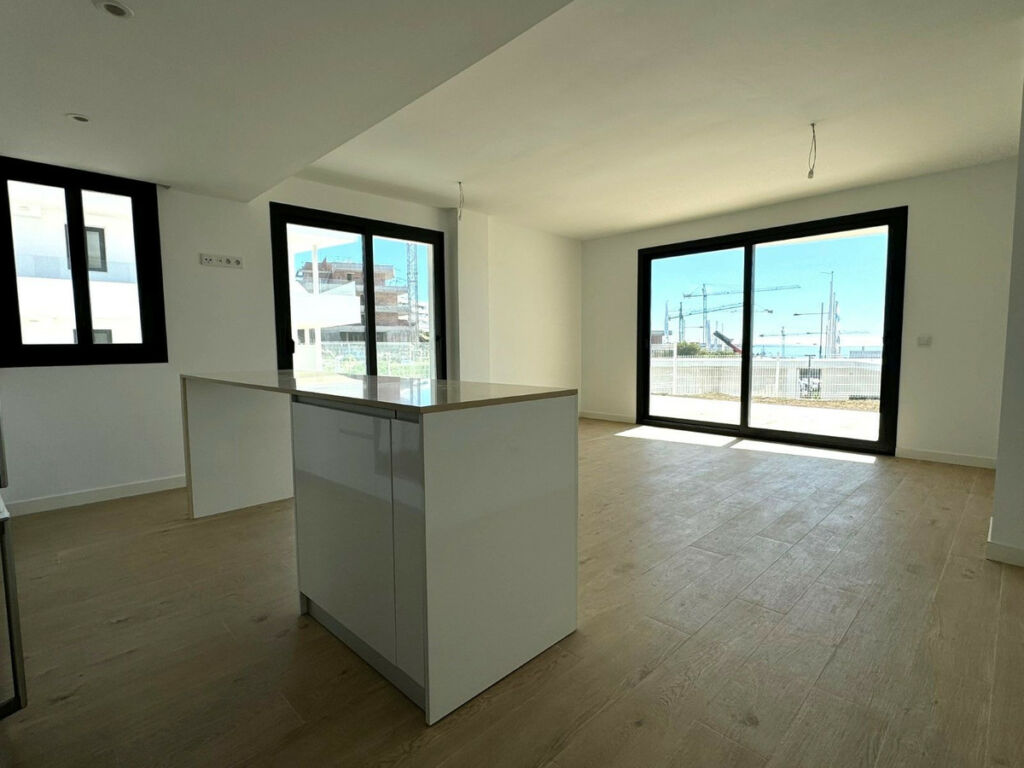 Ground Floor Apartment Estepona Málaga - image 9