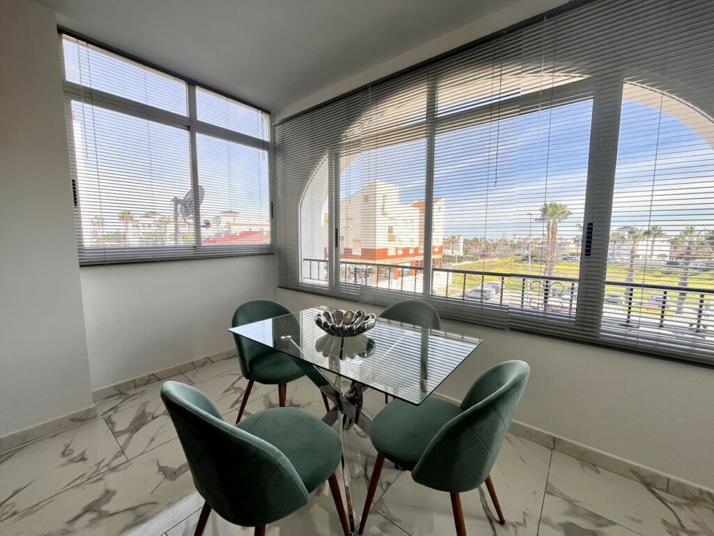 Ground Floor Apartment Villamartin Alicante - image 9