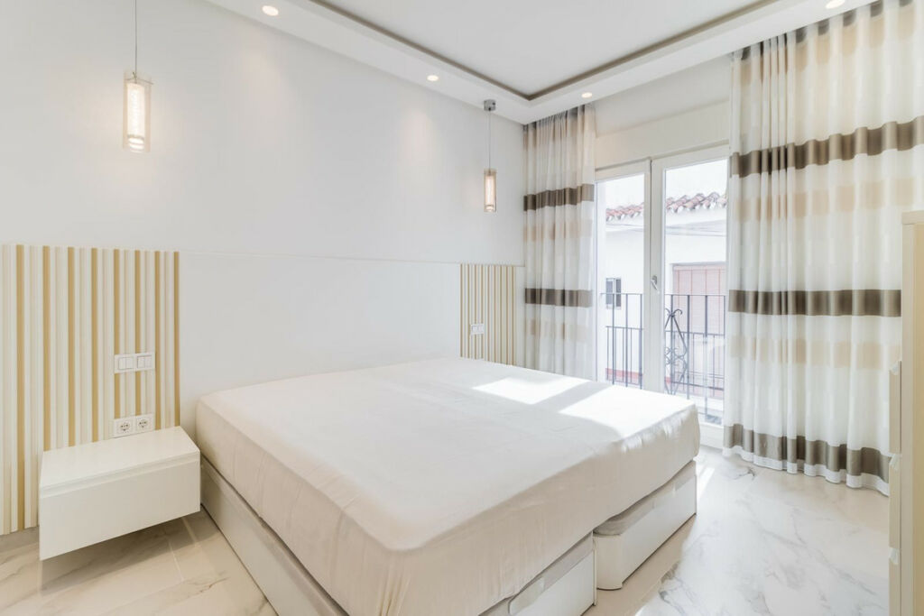 Townhouse Estepona Málaga - image 9