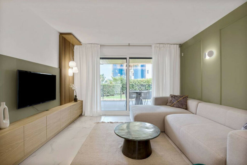 Ground Floor Apartment Torrevieja Alicante - image 9