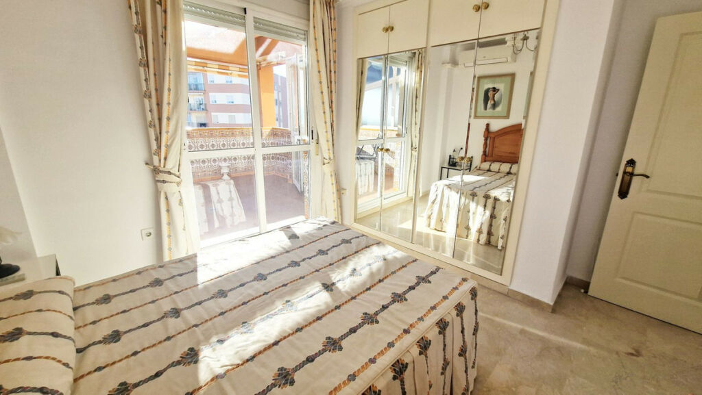 Penthouse Duplex Fuengirola Málaga - image 10
