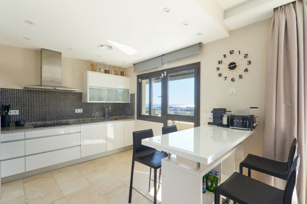 Penthouse Estepona Málaga - image 7