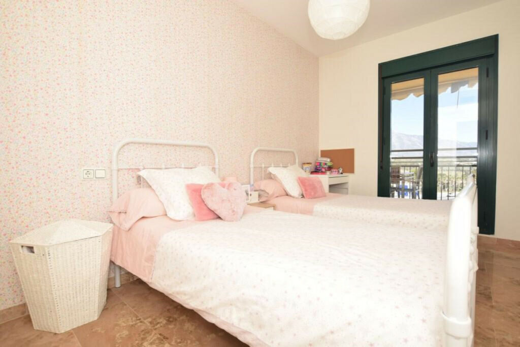 Middle Floor Apartment San Pedro de Alcántara Málaga - image 9