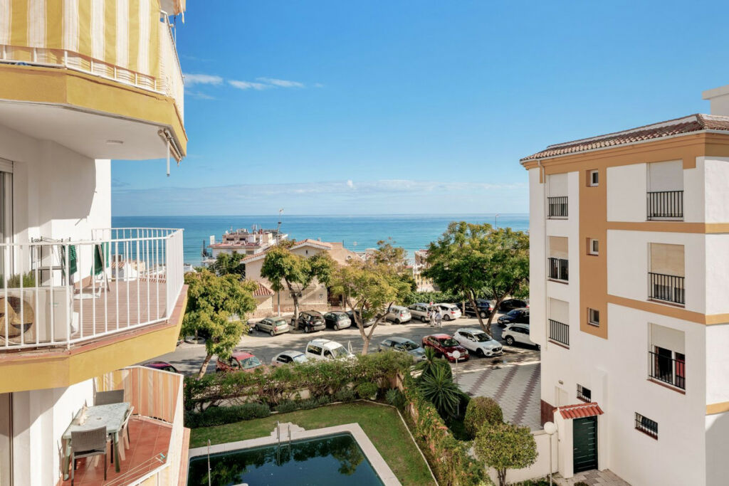 Middle Floor Apartment Torremolinos Málaga - image 9
