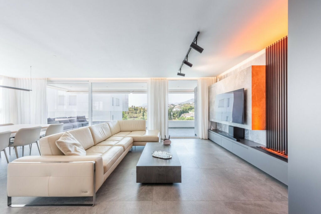 Penthouse La Quinta Málaga - image 9