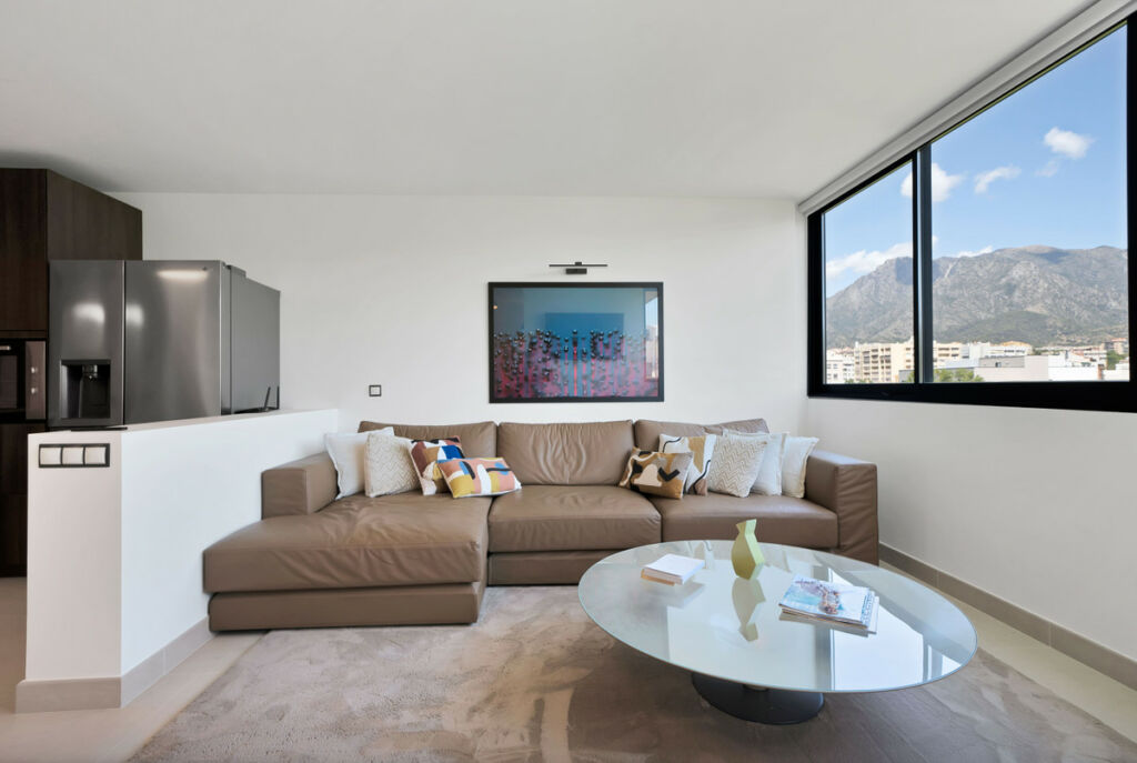 Middle Floor Apartment Marbella Málaga - image 9