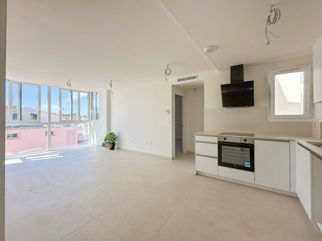 Middle Floor Apartment Fuengirola Málaga