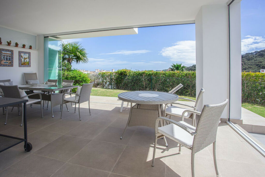 Ground Floor Apartment La Mairena Málaga