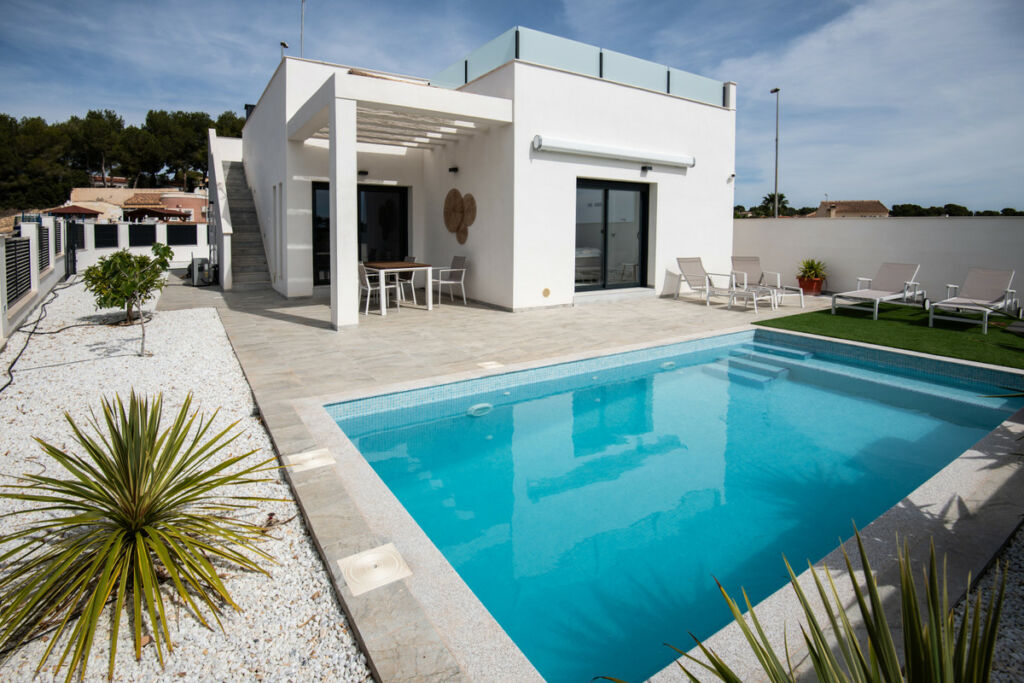 Detached Villa Pinar de Campoverde Alicante